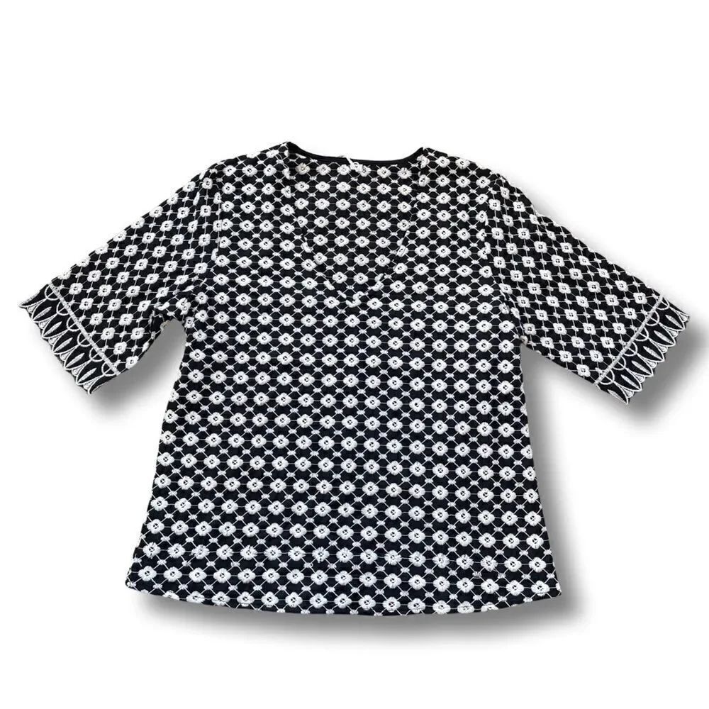 Made With Love Black Eyelet Embroidered Top • M • NWT